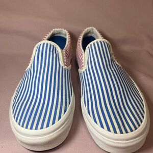 Vans Classic Slip-On sneakers in the Deck Club Women’s size 7.5.